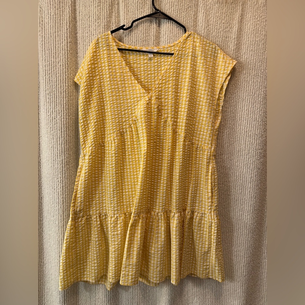 Time and Tru Yellow V-Neck Flutter Sleeve Top